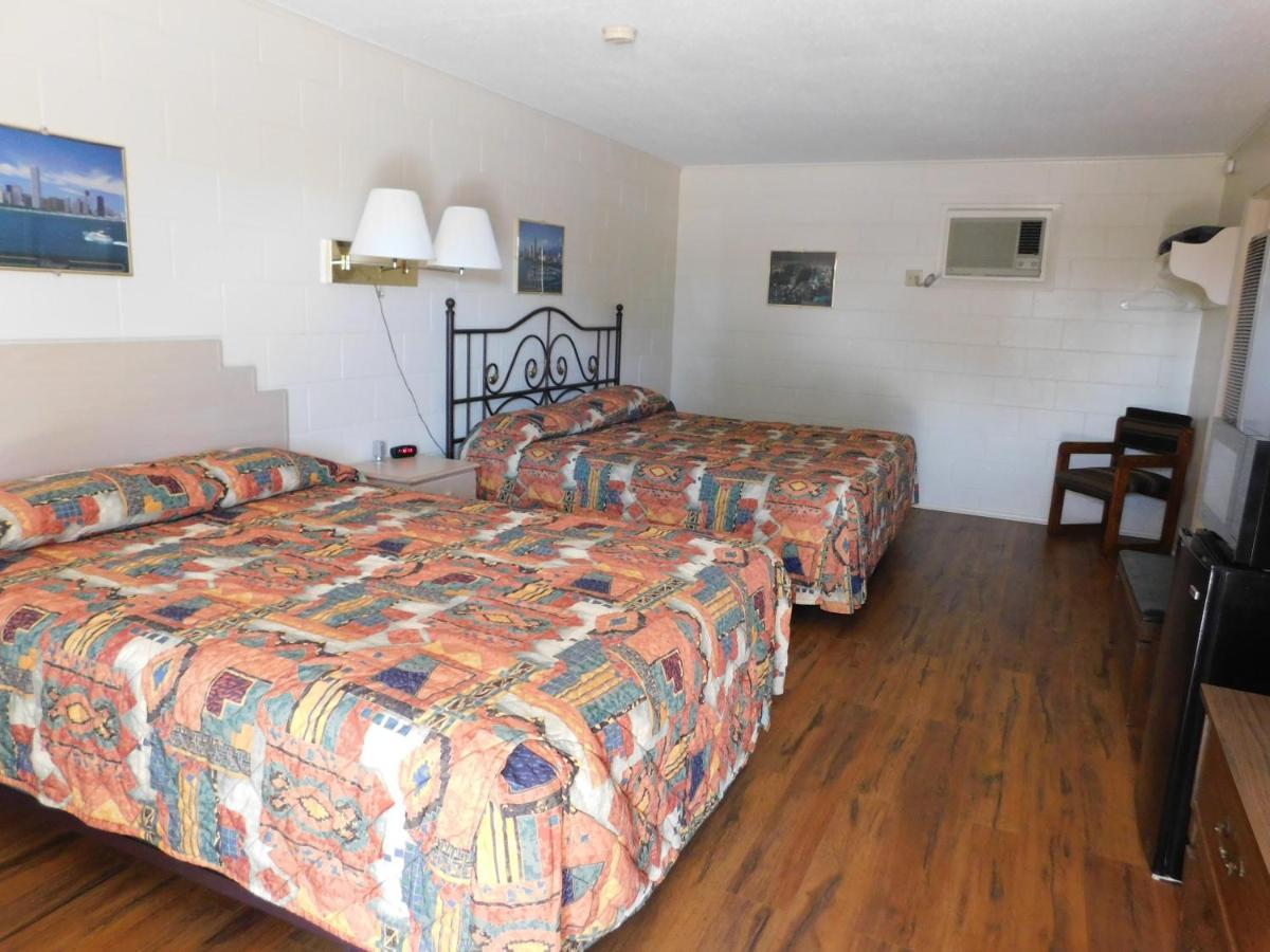 Royal Host Motel Лас Крусес Екстериор снимка