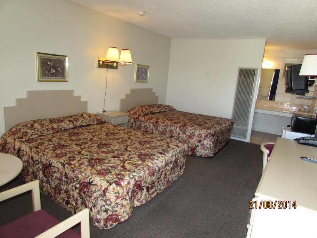 Royal Host Motel Лас Крусес Екстериор снимка
